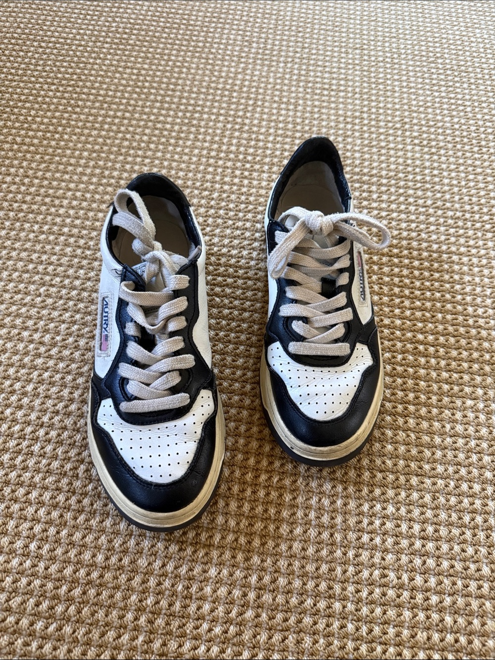 Black & White Low-Top Sneakers - Classic Casual Shoes